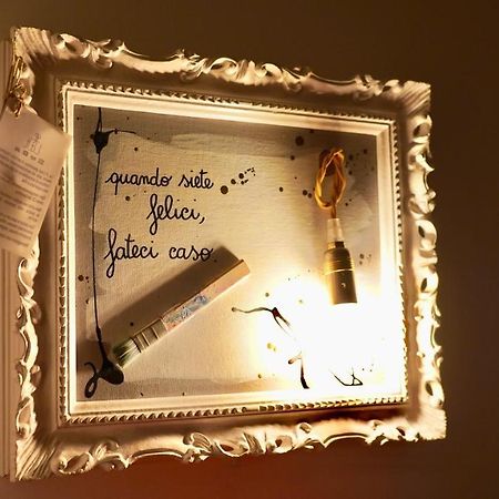 Bed Art Relaxing Suite - Appartamento Con Sauna Happiness Suite Gallery Сан-Бенедетто-дель-Тронто Экстерьер фото